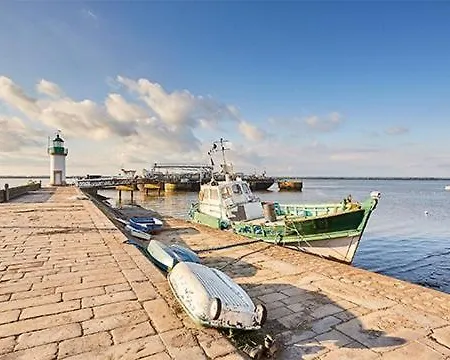 Sous Les Etoiles De Saint-Paimboeuf