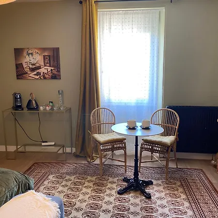 Sous Les Etoiles De Frühstückspension 3*