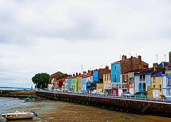 Alojamento de Acomodação e Pequeno-almoço Sous Les Etoiles De 3*