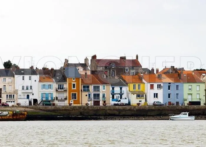 Sous Les Etoiles De Alojamento de Acomodação e Pequeno-almoço 3*