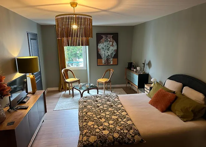 Sous Les Etoiles De Alojamento de Acomodação e Pequeno-almoço 3*